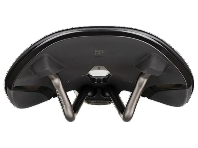 Fizik Vento Antares R3 Saddle in Black-3