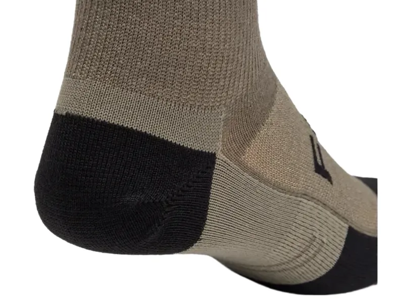 Fox 6 inch Flexair Merino Sock in Black-3