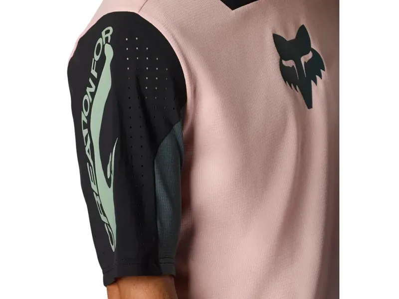 Fox Defend Creation Short Sleeve Jersey in Blush-3
