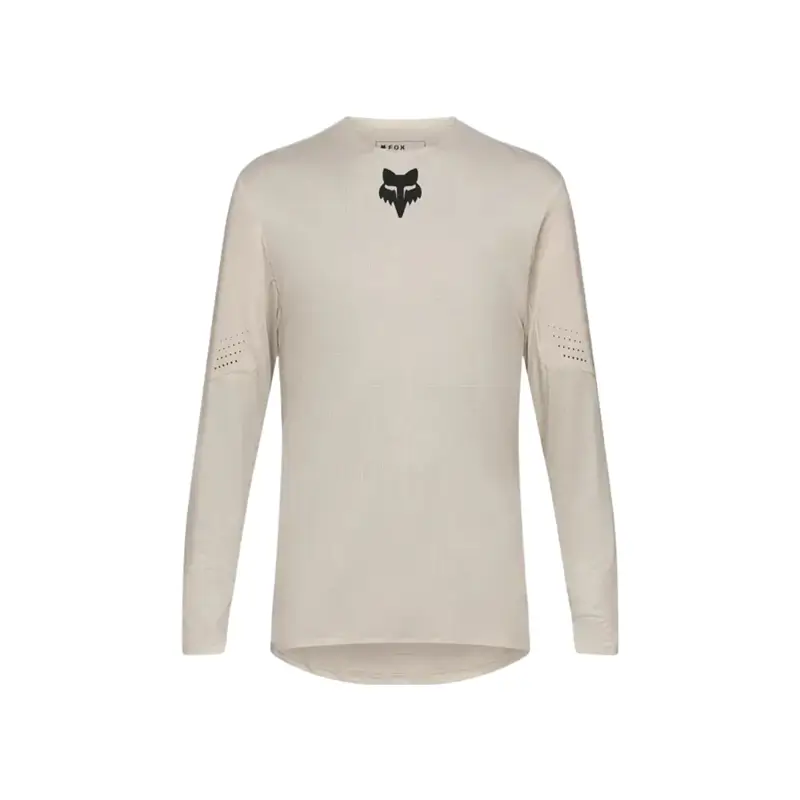 Balfes Bikes Fox Flexair Long Sleeve Jersey in Chalk | Free postage over £30, £10 off first order, price match & 0% finance.