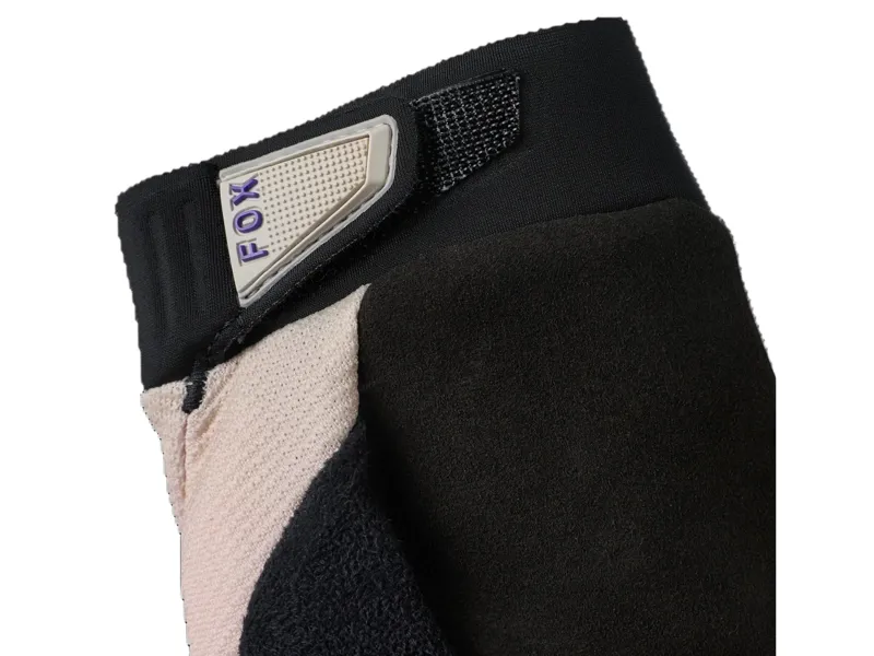 Fox Ranger Foundry Women's Glove in Lavender Drift-3
