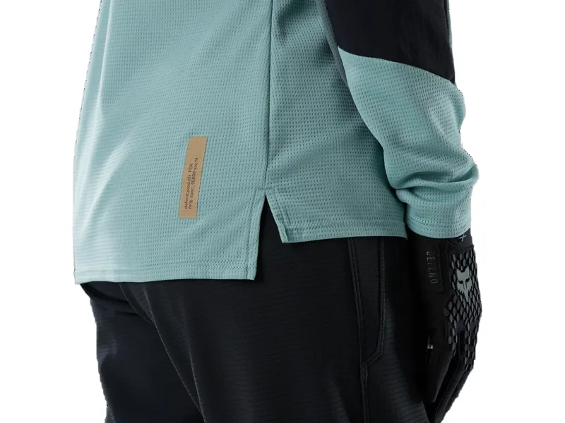 Fox Women's Defend Long Sleeve Jersey in Arctic Blue-5