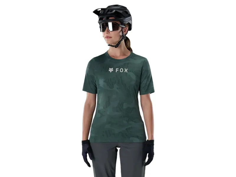 Fox Women's Ranger Shorts in Dark Shadow-3