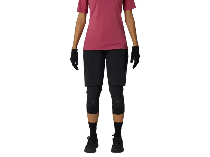 Fox Womens Flexair Short in Black-2