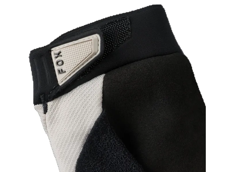 Fox Womens Ranger Gloves in Chalk-3