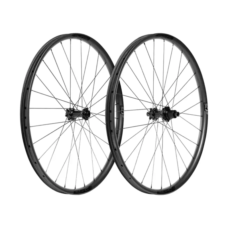 Balfes Bikes Fsa FSA NS SC i30 Carbon MTB Wheelset 29 inch XDR 6 Bolt in black | Free postage over £30, £10 off first order, price match & 0% finance.