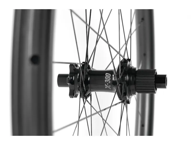 FSA NS SC i30 Carbon MTB Wheelset 29 inch XDR 6 Bolt in black-9