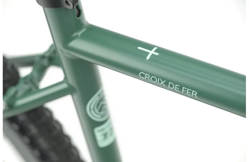Genesis Croix De Fer 20 725 Gravel Bike 2027 in Diana Moss-2