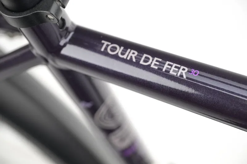 Genesis Tour De Fer 30 Touring Bike 2027 in Deep Nurple-2