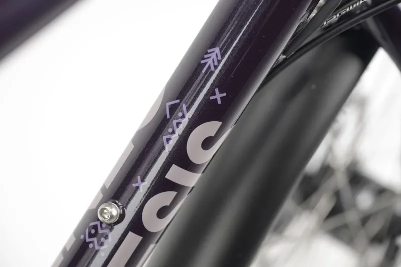 Genesis Tour De Fer 30 Touring Bike 2027 in Deep Nurple-3