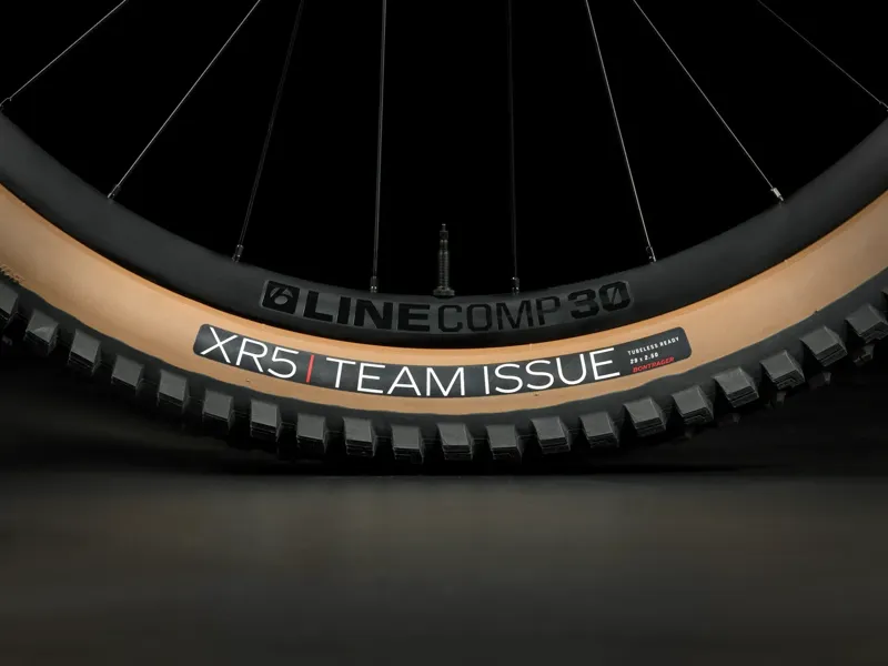 EX DISPLAY Trek Fuel EX 8 XT Gen 6 Full Suspension Mountain Bike ML 2025 in Nautical Navy-9