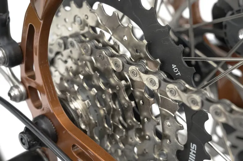 Genesis Tour De Fer 20 Touring Bike 2026 in Alice Copper-10