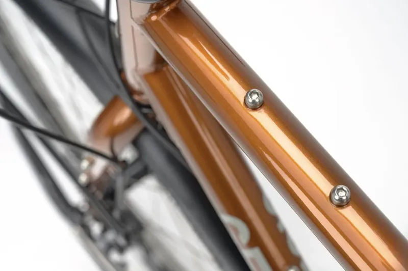 Genesis Tour De Fer 20 Touring Bike 2026 in Alice Copper-13