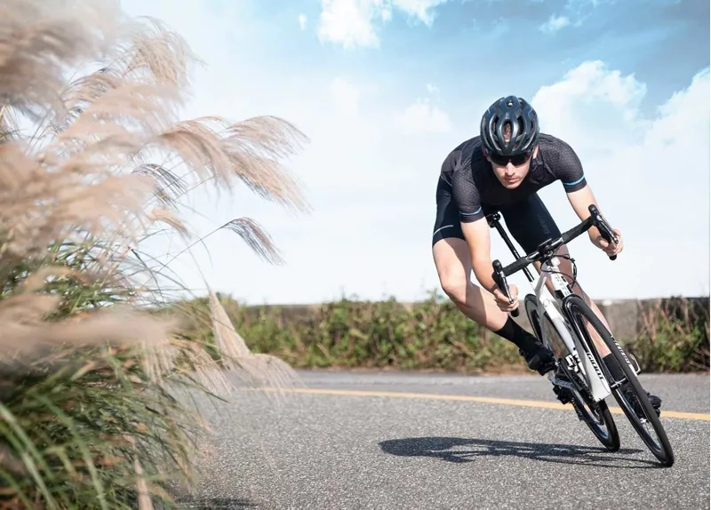 Giant Gavia Course 1 Tubeless Tyre in Black-4