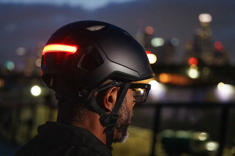 Giant Novo Mips Helmet in Black-9