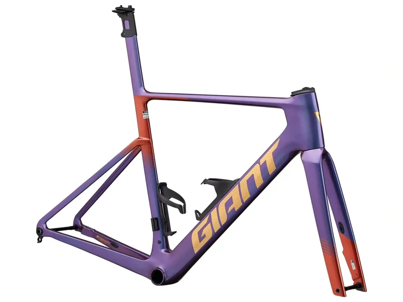 Giant Propel Advanced SL Frameset 2027 in Cyber Sunset-1
