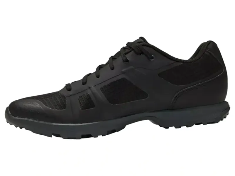 Giro Gauge Shoe in Black-2