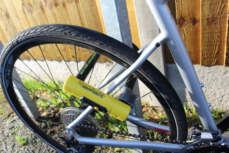 New York Diamond Angle Grinder Resistant U-Lock-3