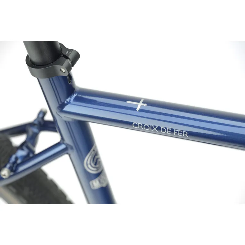 Genesis Croix De Fer 10 Gravel Bike 2027 in Bloodie Hues-2