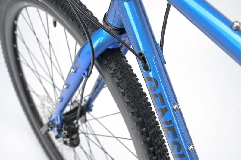 Genesis Croix De Fer 20 FB Gravel Bike 2026 in Blue Fighters-7