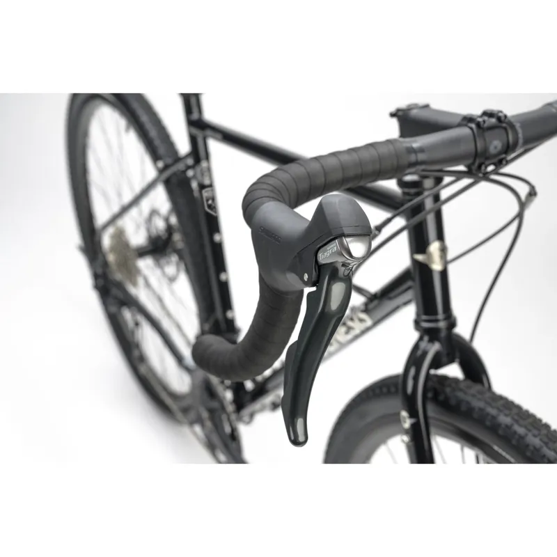 Genesis Croix De Fer 20 Gravel Bike 2026 in Burt Bachablack-2