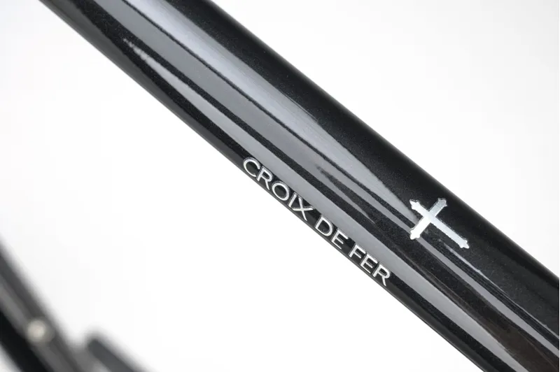 Genesis Croix De Fer 20 Gravel Bike 2026 in Burt Bachablack-10