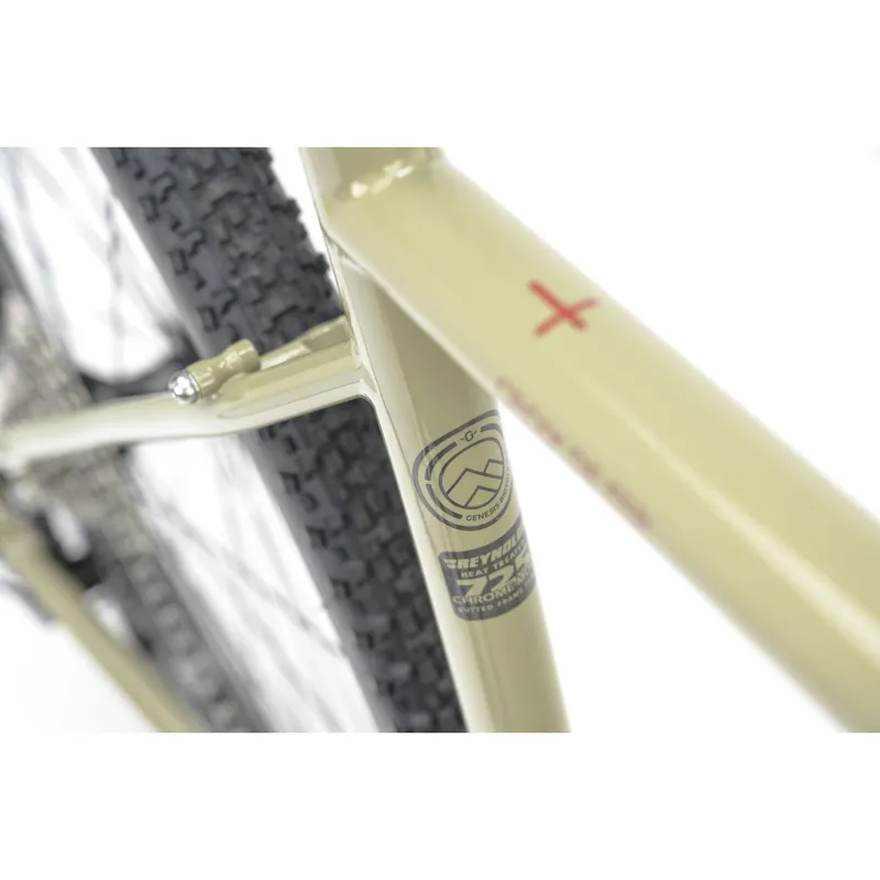 Genesis Croix De Fer 20 Gravel Bike 2026 in Pavement-8