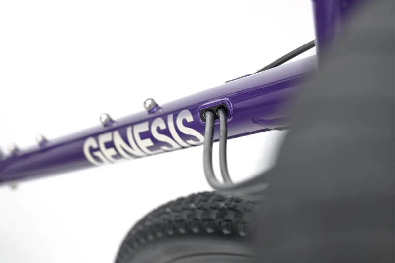 Genesis Croix De Fer 50 Gravel Bike 2026 in Stone Temple Violets-5
