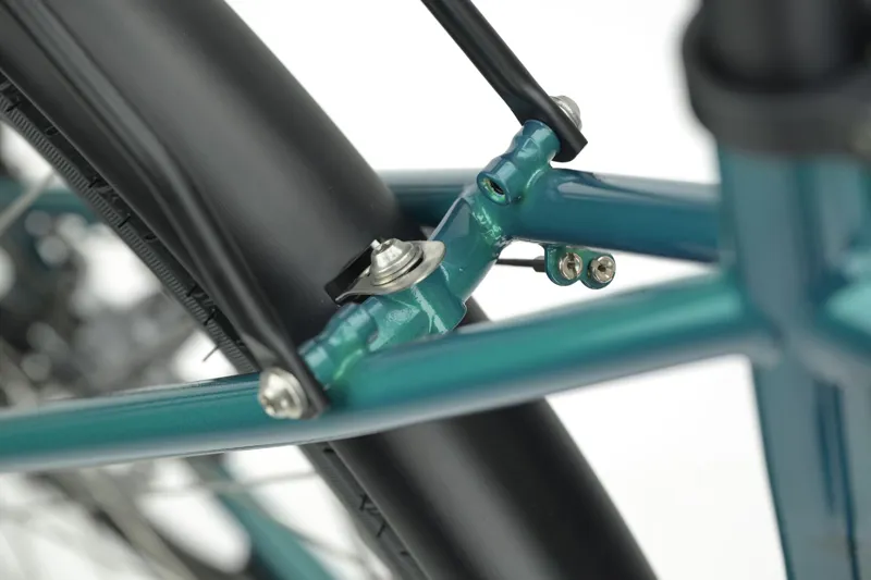 Genesis Tour De Fer 20 Touring Bike 2027 in Sterling Gloss-8