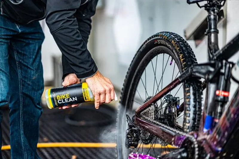 Gtechniq Bike Clean - 1000ml in Black-3