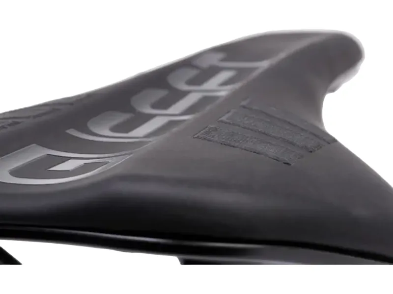 Gusset S2 AM MTB Saddle 280x140mm in Black-3