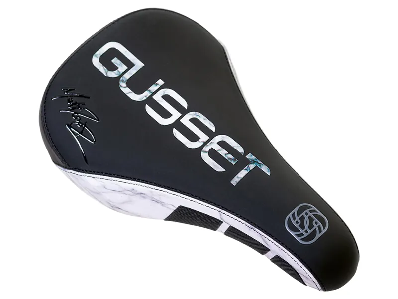 Gusset S2 DJ MJ Signature Saddle 234x132mm in Grey Marble