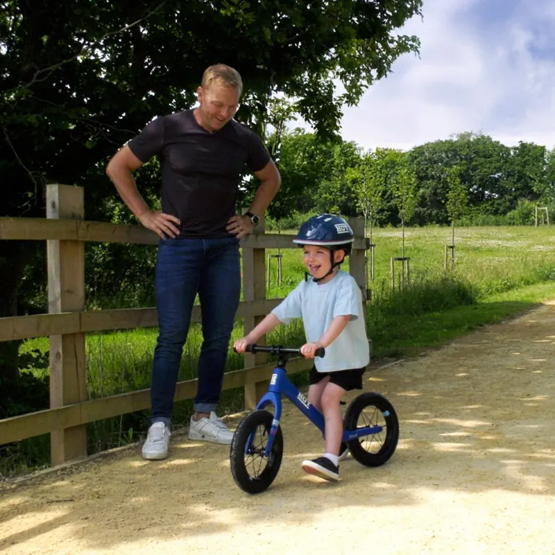 Hoy Weee 12 inch wheel Balance Bike 2027 in Blue-7