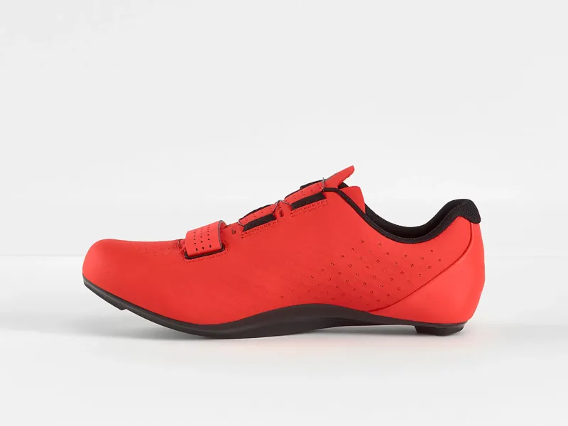Bontrager Circuit Road Cycling Shoe in Red with Shimano R550 Spd-Sl Road Pedal Bundle-2
