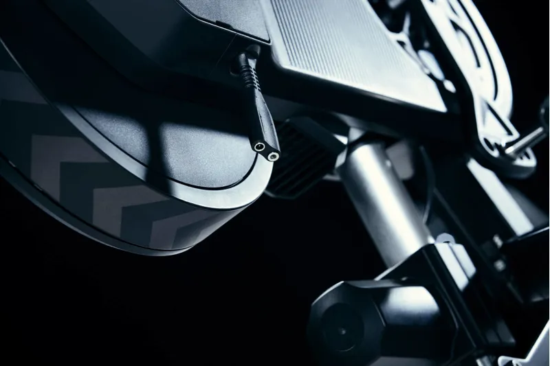 Wahoo KICKR BIKE V2 With Wi-Fi -4