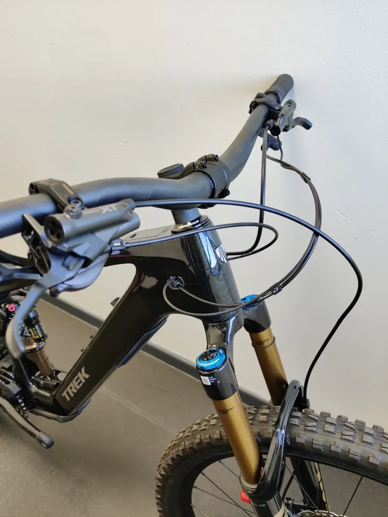 EX DISPLAY Trek Fuel+ EX 9.8 XT Gen 2 Electric Full Suspension Mountain Bike Large 2026 in Carbon Smoke-3