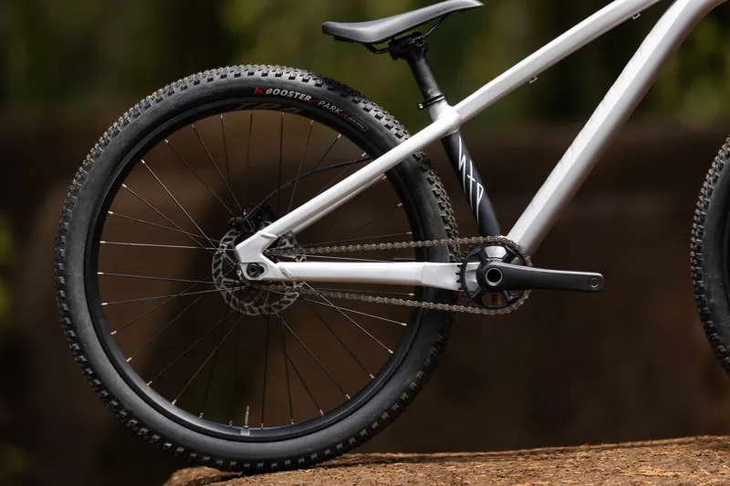 Giant STP 26 Jump Bike 2026 in Quicksilver-9