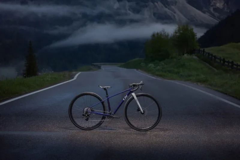 Liv Seek 2 Kids Road Bike 2026 in Purple Haze-8