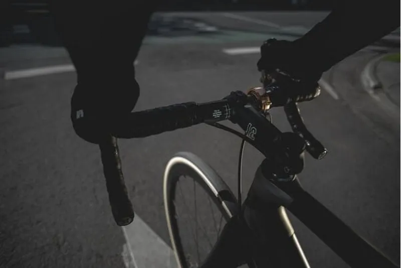 Knog Oi Luxe Bell in Brass -2