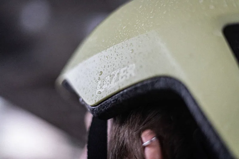 Lazer Verde KinetiCore Helmet in Matt White Stone-6