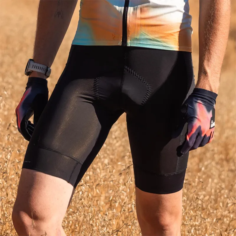Leatt Endurance MTB 5.0 Cargo Bib Shorts in Black-3