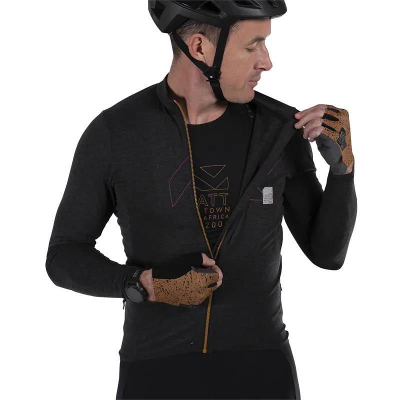 Leatt Endurance 4.0 Mountain Bike Long Sleeve Jersey in Black-5