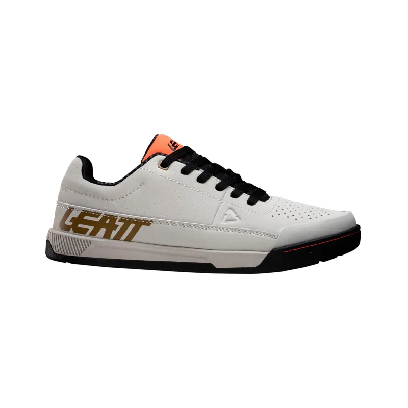 Leatt 2.0 Flat Shoe in Cream White-2