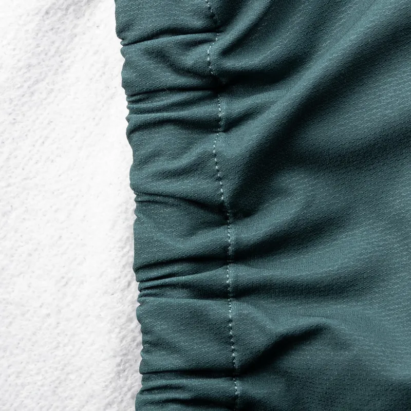 Leatt ThermaFlow 3.0 Mountain Bike Hoodie in Spruce Green-3