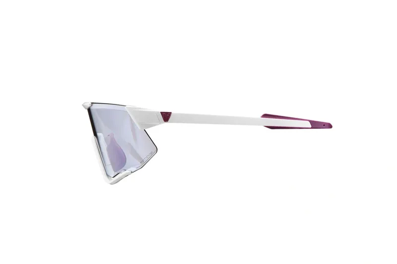 Liv Lumea Fotovis Sunglasses in White-2