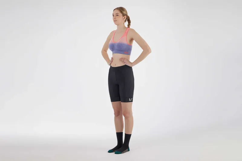 Liv Mossa Shorts in Black-6