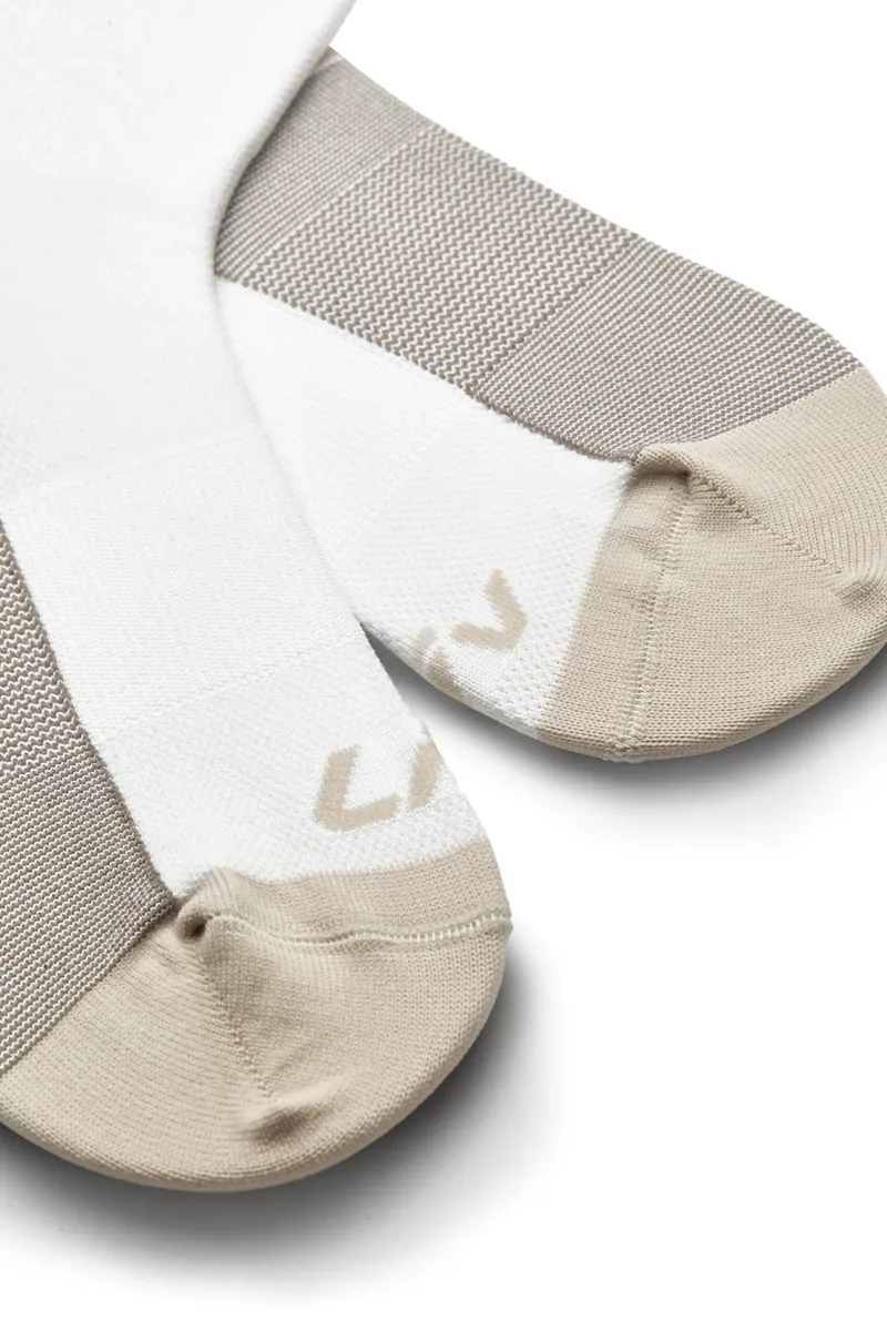 Liv Vantage Socks in White-1