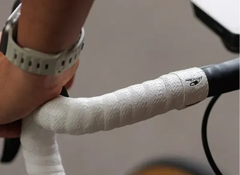 Lizard Skins DSP Ultra Bar Tape 1.9mm in Diamond White-2