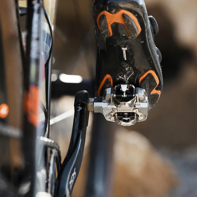 Look X-Track Single Sided Powermeter Pedals in Silver-7