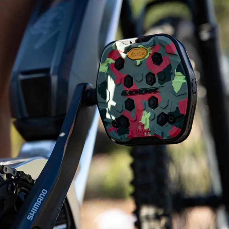 Trail Grip Flat Camo Pedals-2